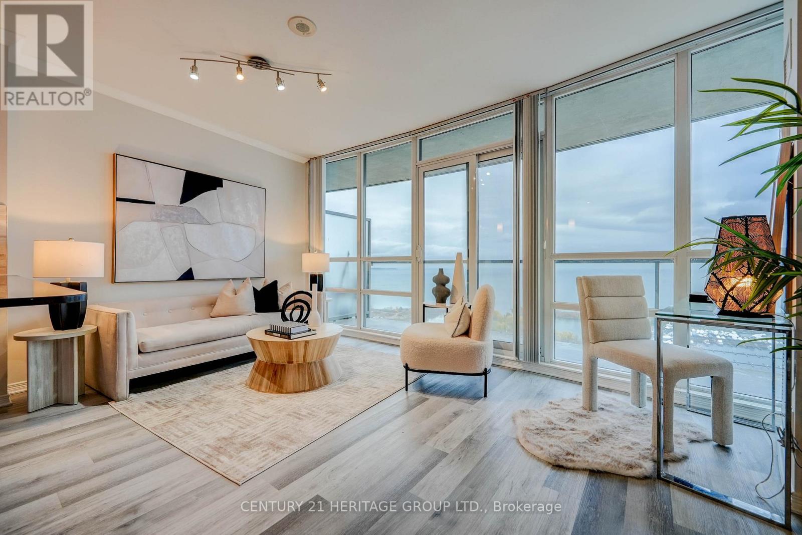 3108 - 2240 Lakeshore Boulevard W, Toronto, Ontario  M8V 0B1 - Photo 18 - W12829062