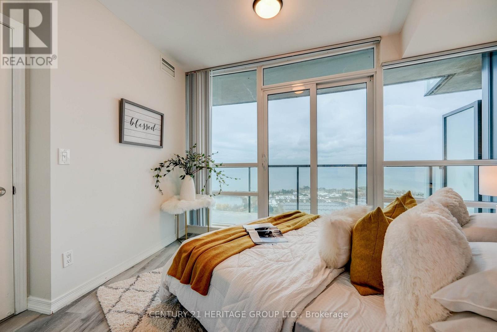 3108 - 2240 Lakeshore Boulevard W, Toronto, Ontario  M8V 0B1 - Photo 23 - W12829062