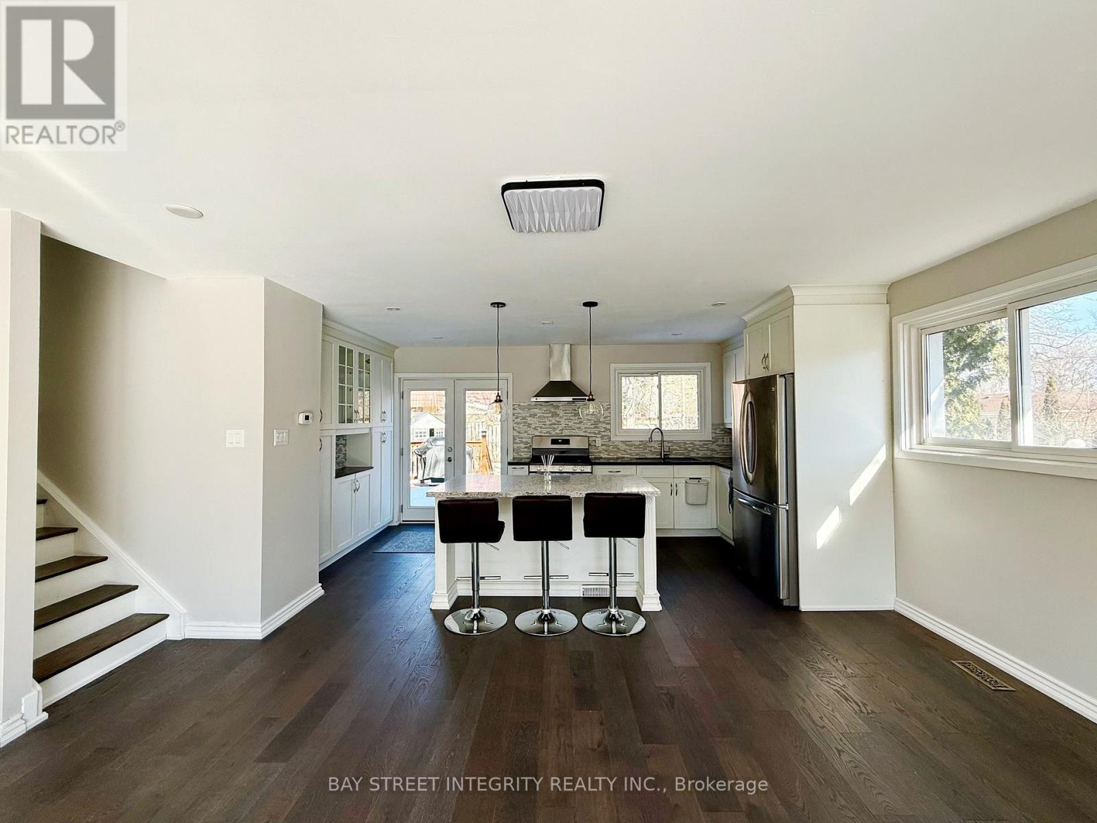 2193 Constance Drive, Oakville, Ontario  L6J 5L5 - Photo 25 - W12829076