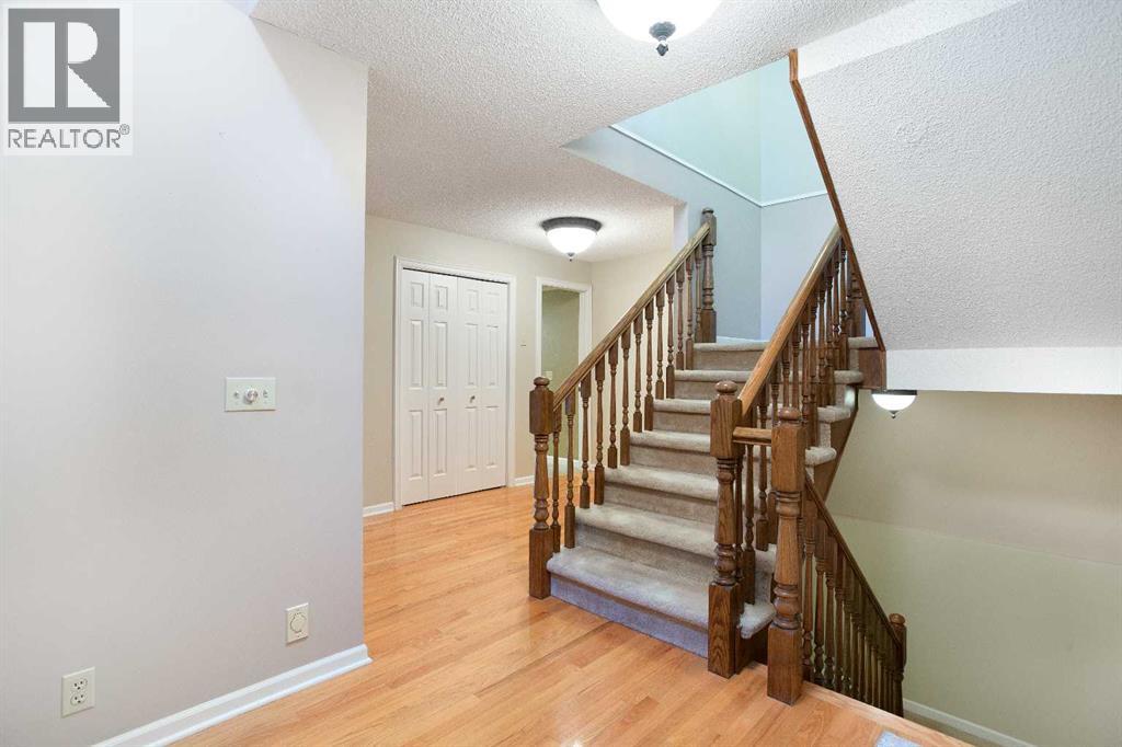 32, 275 Woodridge Drive Sw, Calgary, Alberta  T2W 4S4 - Photo 11 - A2284676