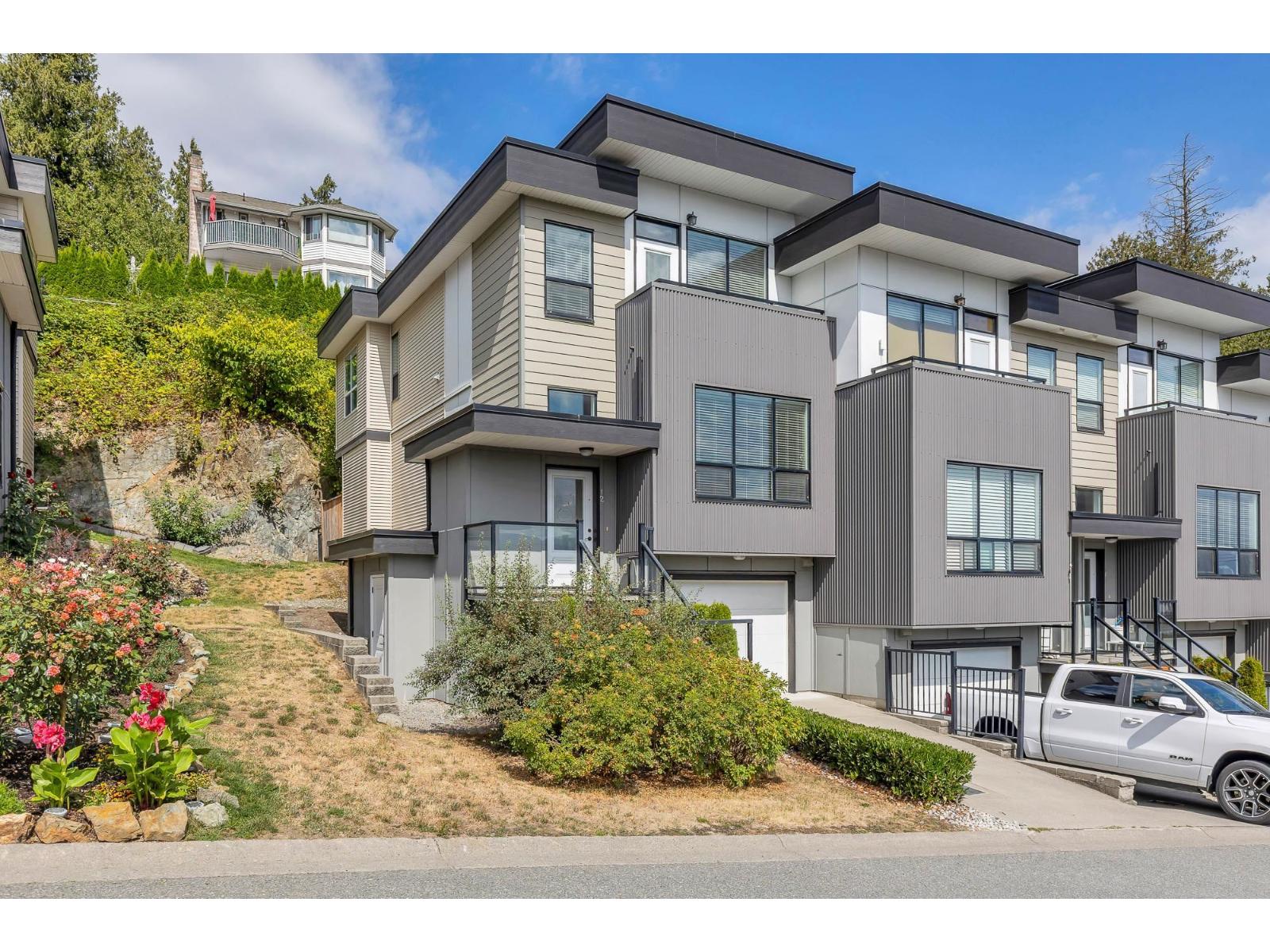 12 36099 Waterleaf Place, Abbotsford, British Columbia  V3G 0G5 - Photo 2 - R3094121