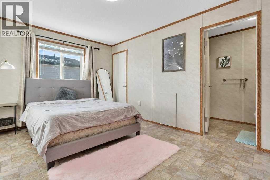 58 Mckay Place, Blackfalds, Alberta  T4M 0H7 - Photo 10 - A2285662