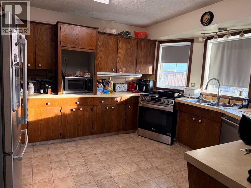 5214 38 Avenue, Taber, Alberta  T1G 1B8 - Photo 10 - A2278719