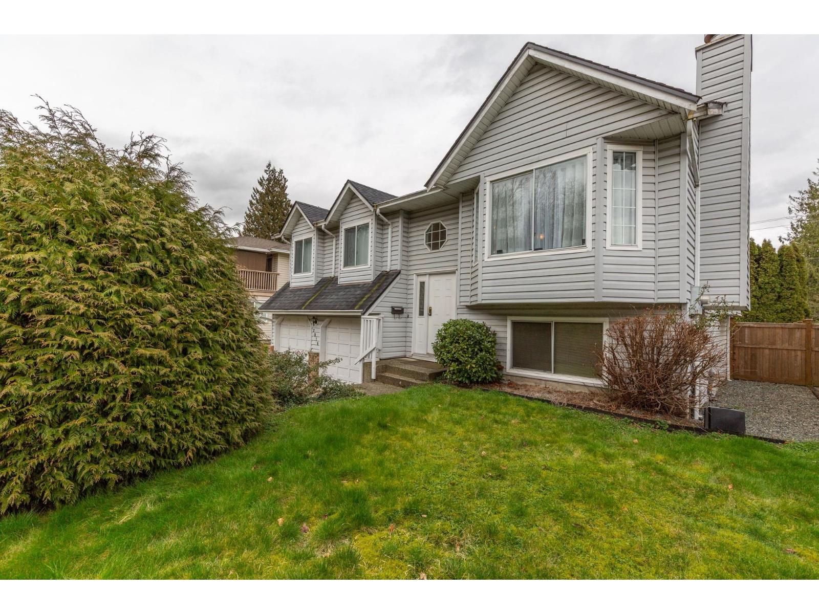 2970 Crossley Drive, Abbotsford, British Columbia  V2T 5G8 - Photo 2 - R3093923