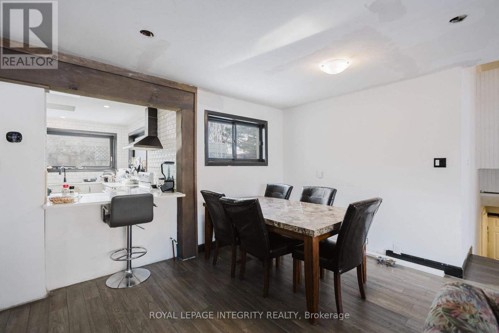 1197 Deer Park Road, Ottawa, Ontario K2E 6H5 - Photo 11 - X12829094