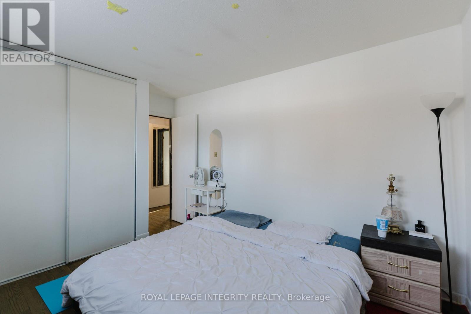 1197 Deer Park Road, Ottawa, Ontario K2E 6H5 - Photo 18 - X12829094