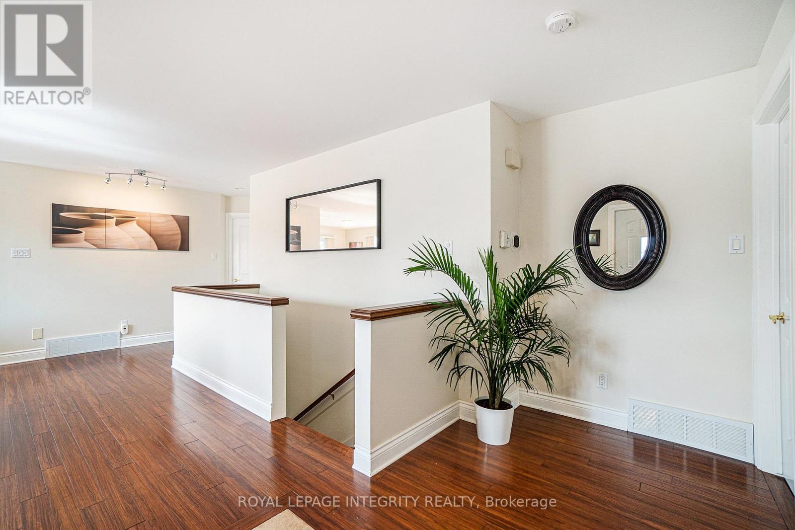 55 Rowan Drive, South Dundas, Ontario  K0C 1X0 - Photo 2 - X12829120