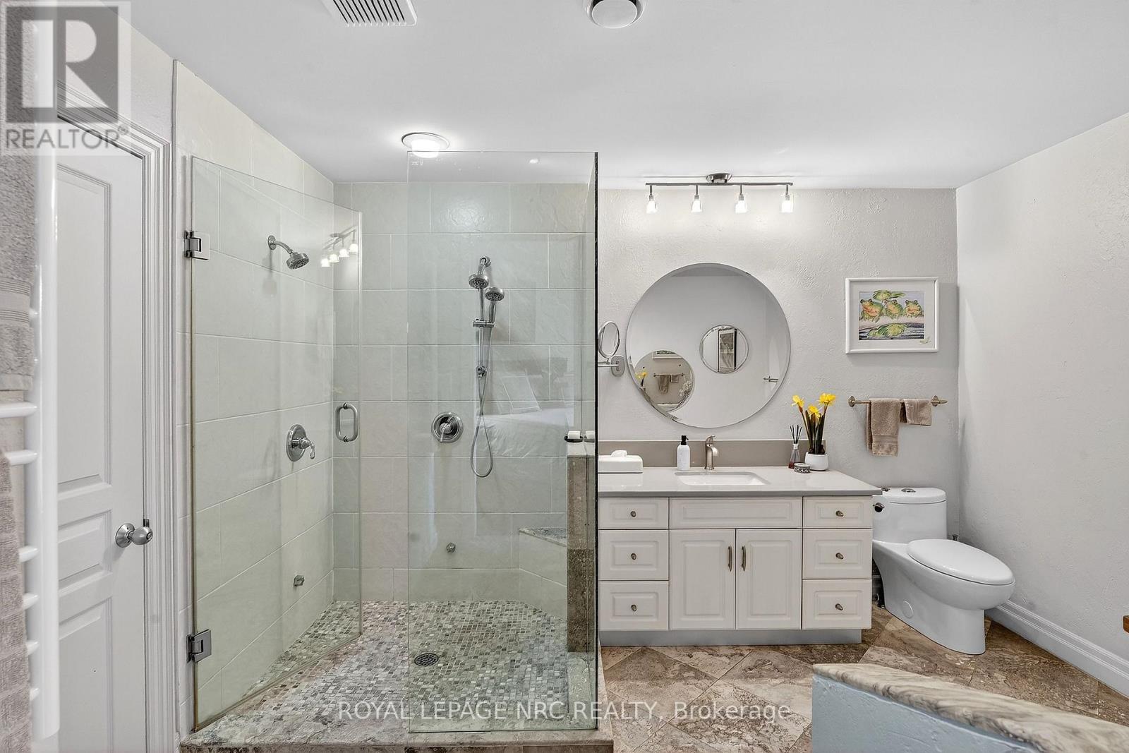 11 Peel Street, St. Catharines, Ontario  L2N 5A2 - Photo 24 - X12829110