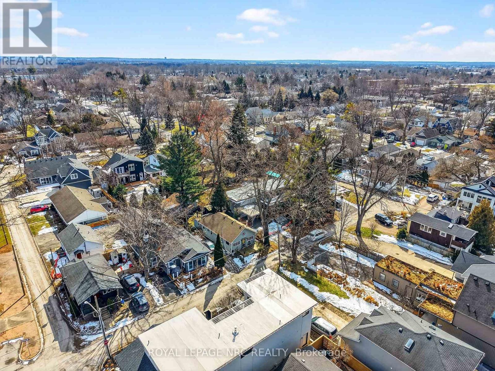 11 Peel Street, St. Catharines, Ontario  L2N 5A2 - Photo 49 - X12829110