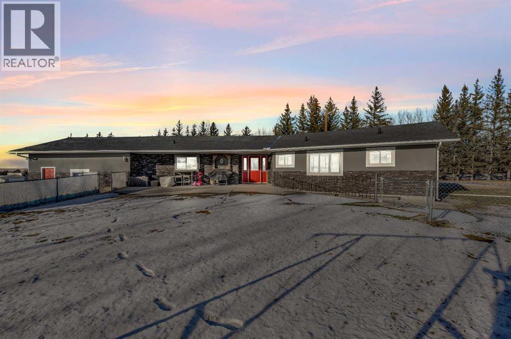 261161 Mountain View Road, Rural Rocky View County, Alberta  T3P 1A5 - Photo 3 - A2272331