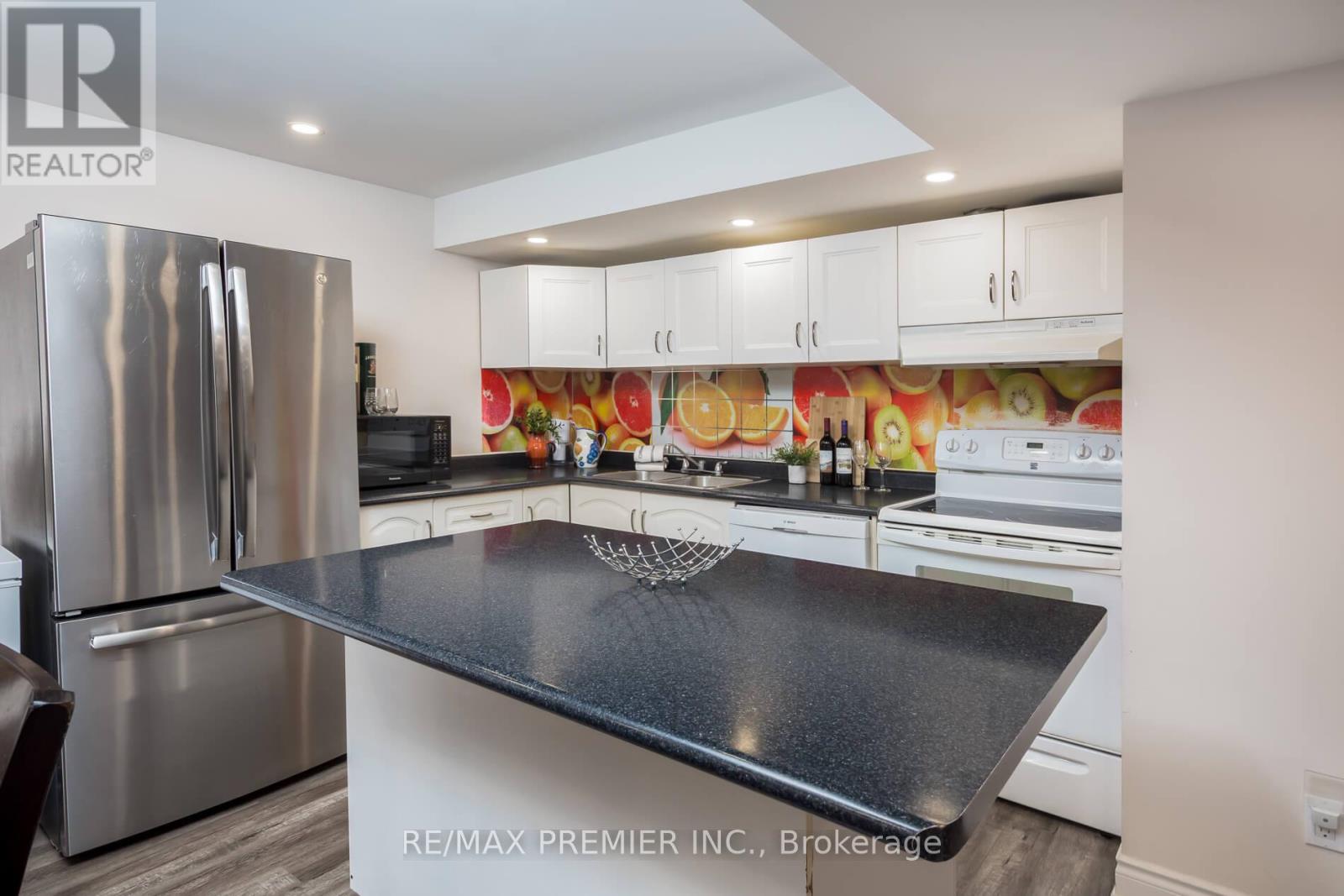 35 Cachet Hill Crescent, Vaughan, Ontario  L4H 1S6 - Photo 39 - N12829098