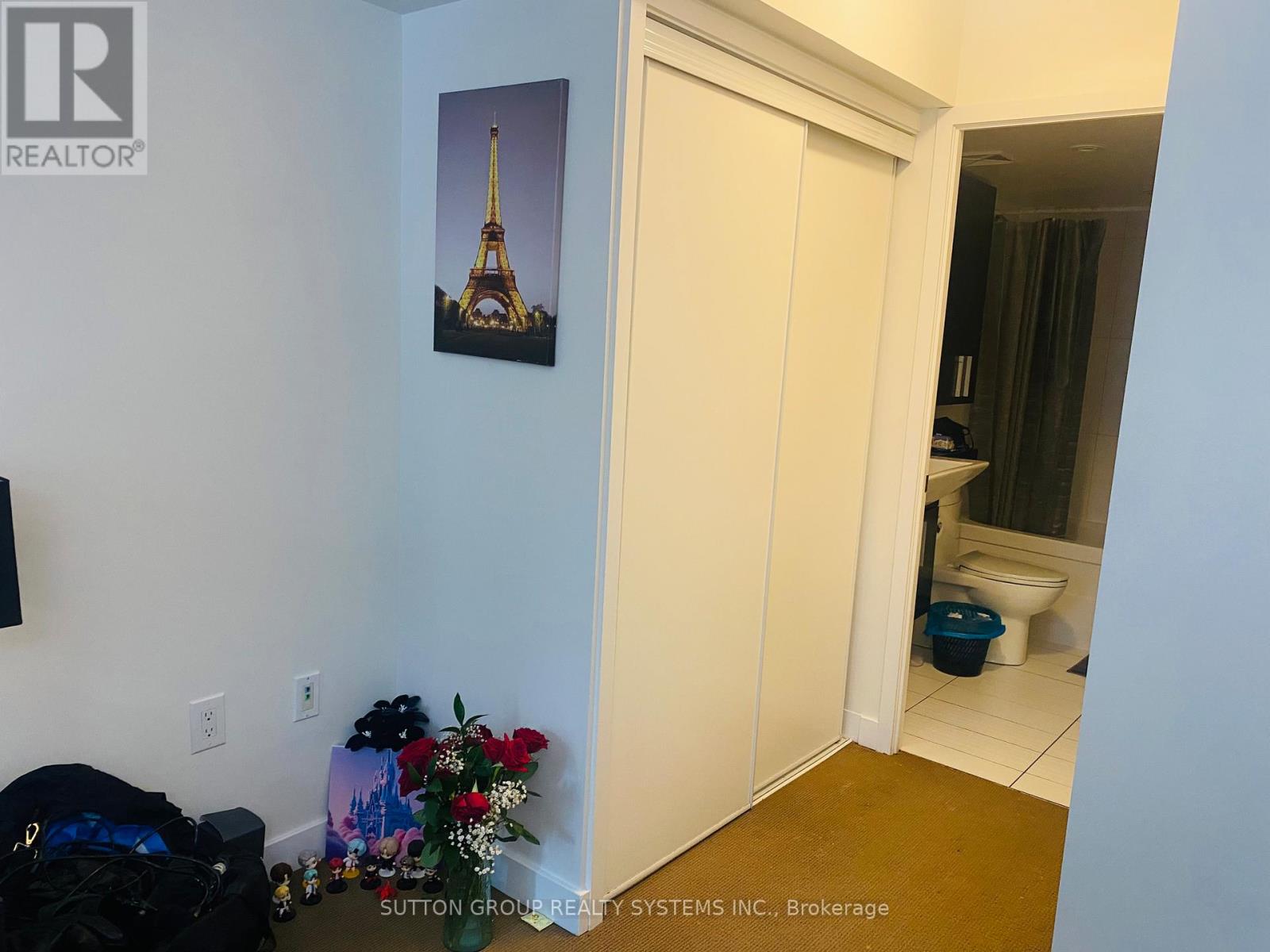 526 - 8 Telegram Mews, Toronto, Ontario  M5V 3Z5 - Photo 10 - C12821960