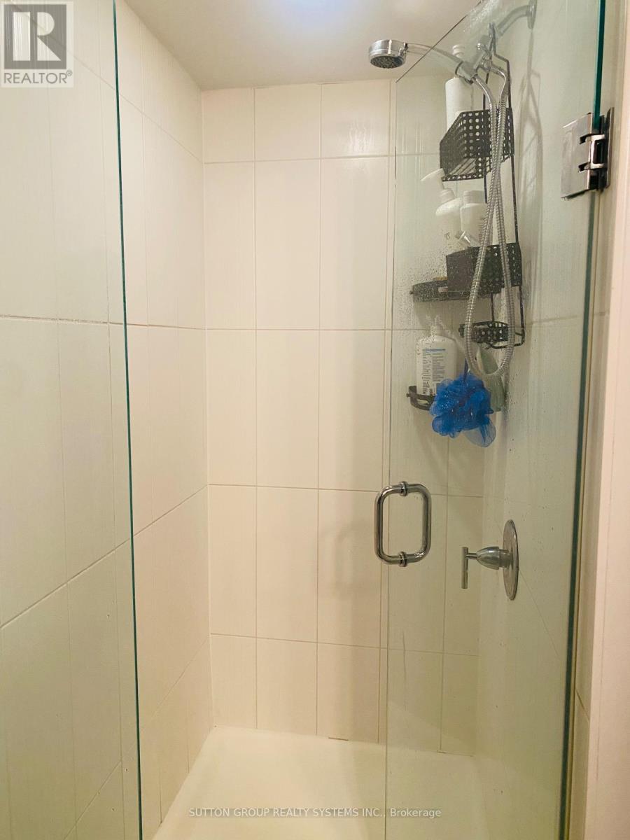 526 - 8 Telegram Mews, Toronto, Ontario  M5V 3Z5 - Photo 16 - C12821960