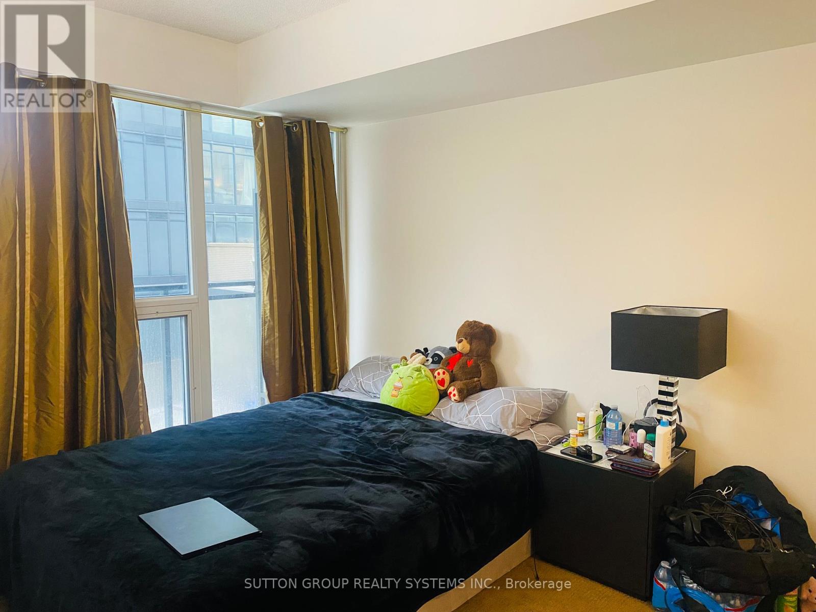 526 - 8 Telegram Mews, Toronto, Ontario  M5V 3Z5 - Photo 8 - C12821960