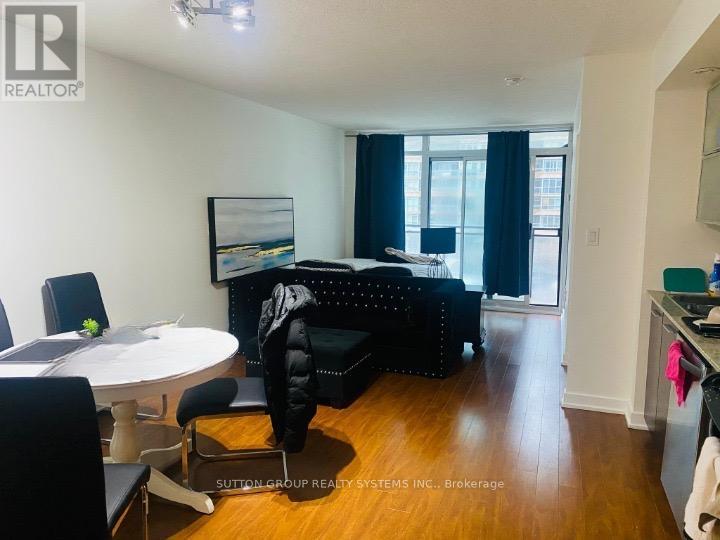 526 - 8 Telegram Mews, Toronto, Ontario  M5V 3Z5 - Photo 5 - C12821960