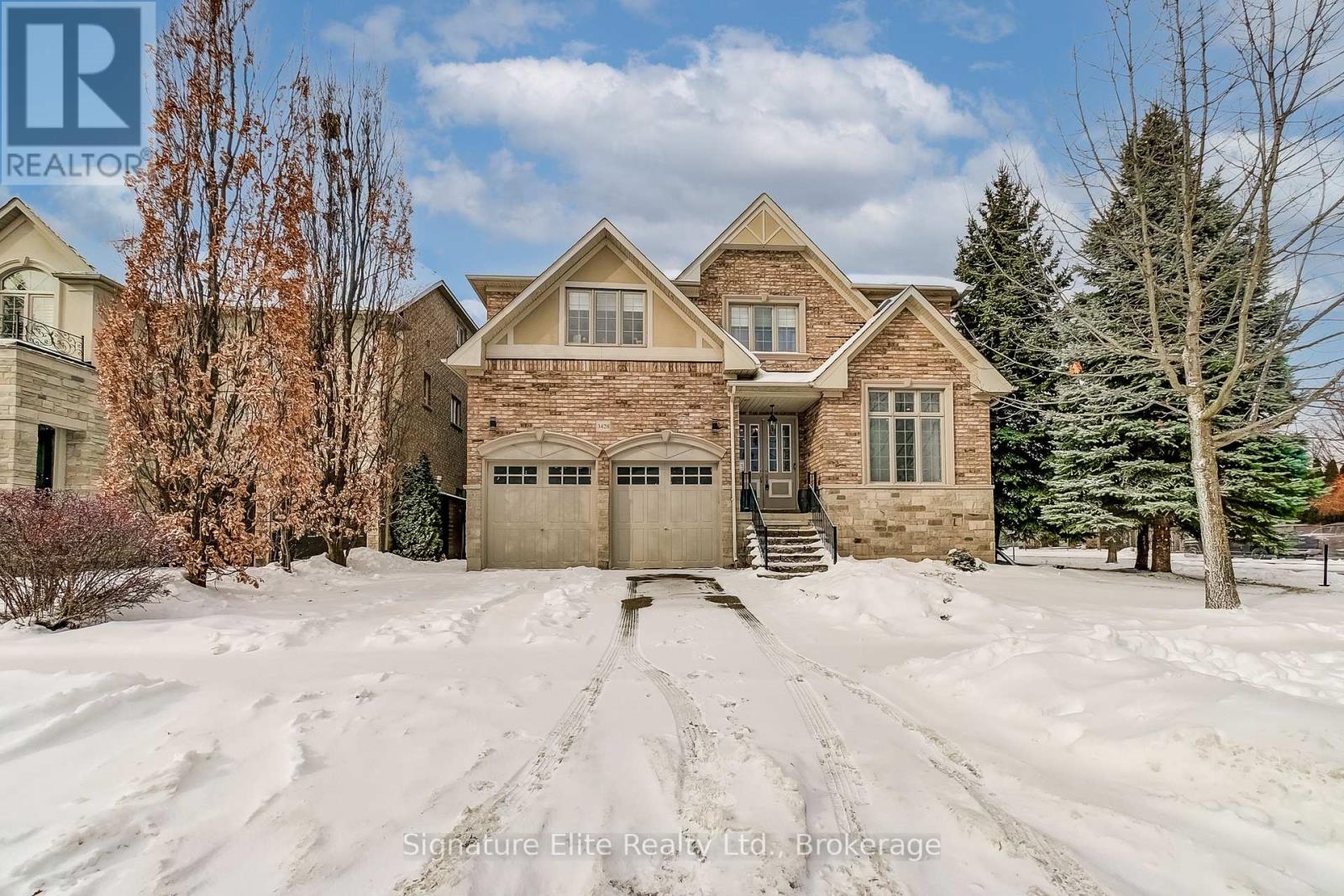3428 MISTWELL CRESCENT, Oakville, Ontario