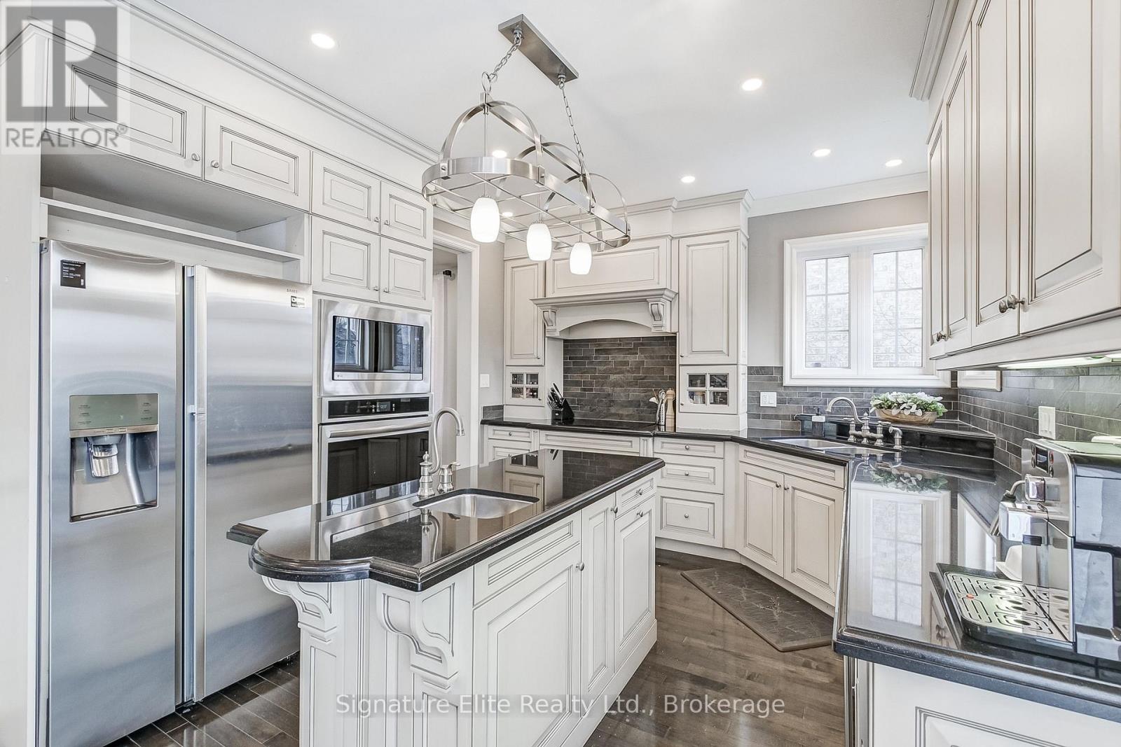 3428 Mistwell Crescent, Oakville, Ontario  L6L 0A3 - Photo 18 - W12829078