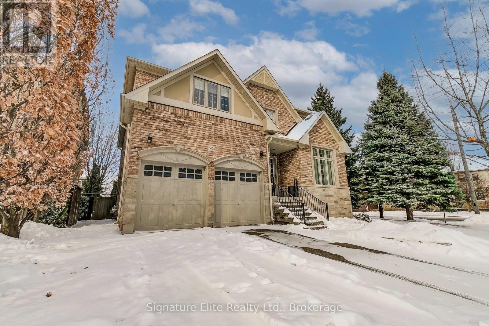 3428 Mistwell Crescent, Oakville, Ontario  L6L 0A3 - Photo 2 - W12829078