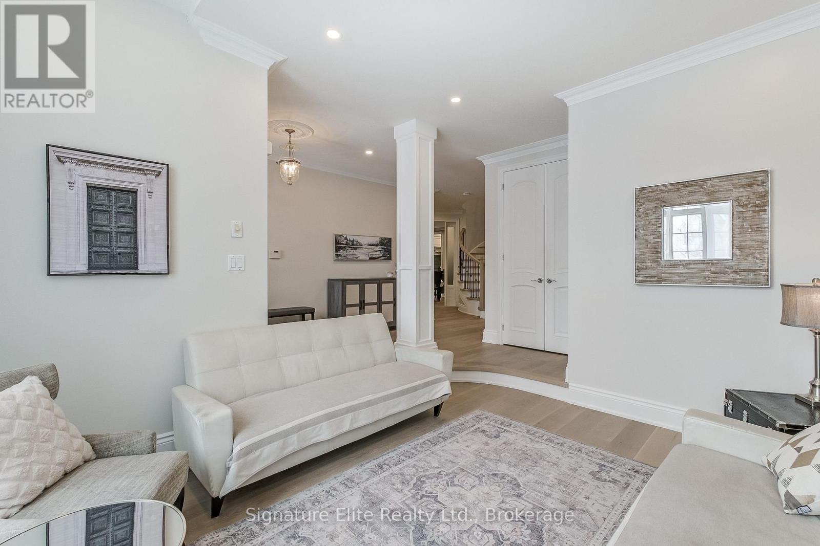 3428 Mistwell Crescent, Oakville, Ontario  L6L 0A3 - Photo 7 - W12829078