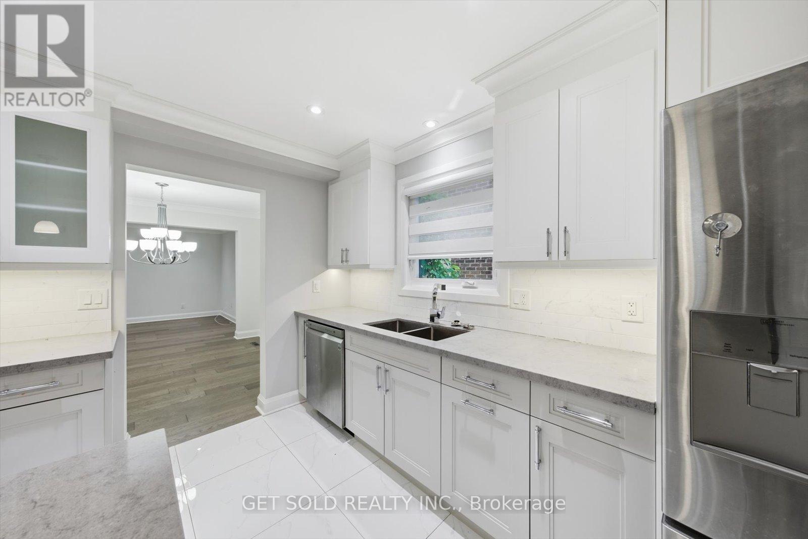 18 Mill Street S, Brampton, Ontario  L6Y 1S5 - Photo 13 - W12829100