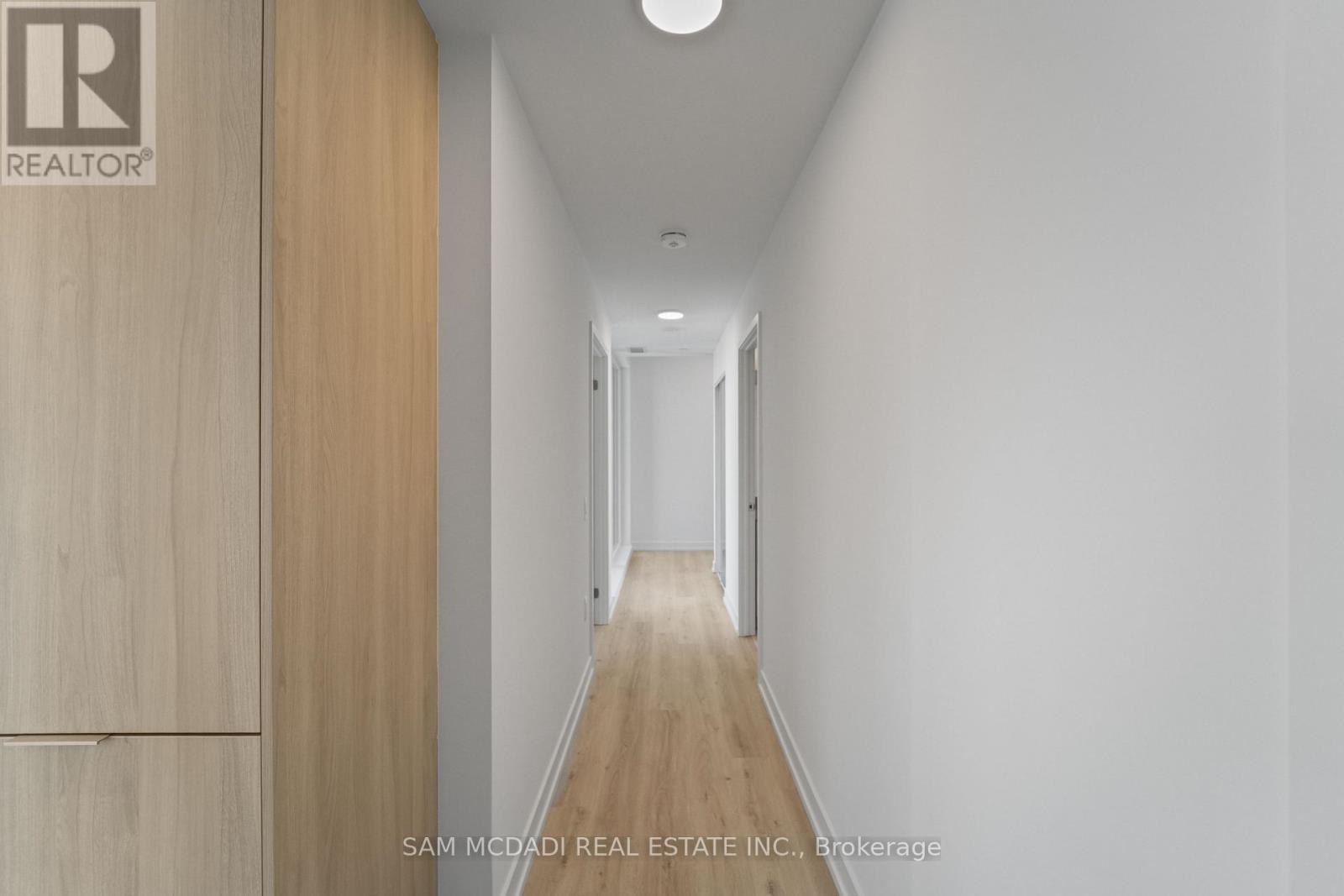 3703 - 395 Square One Drive, Mississauga, Ontario  L5B 0P6 - Photo 21 - W12829102