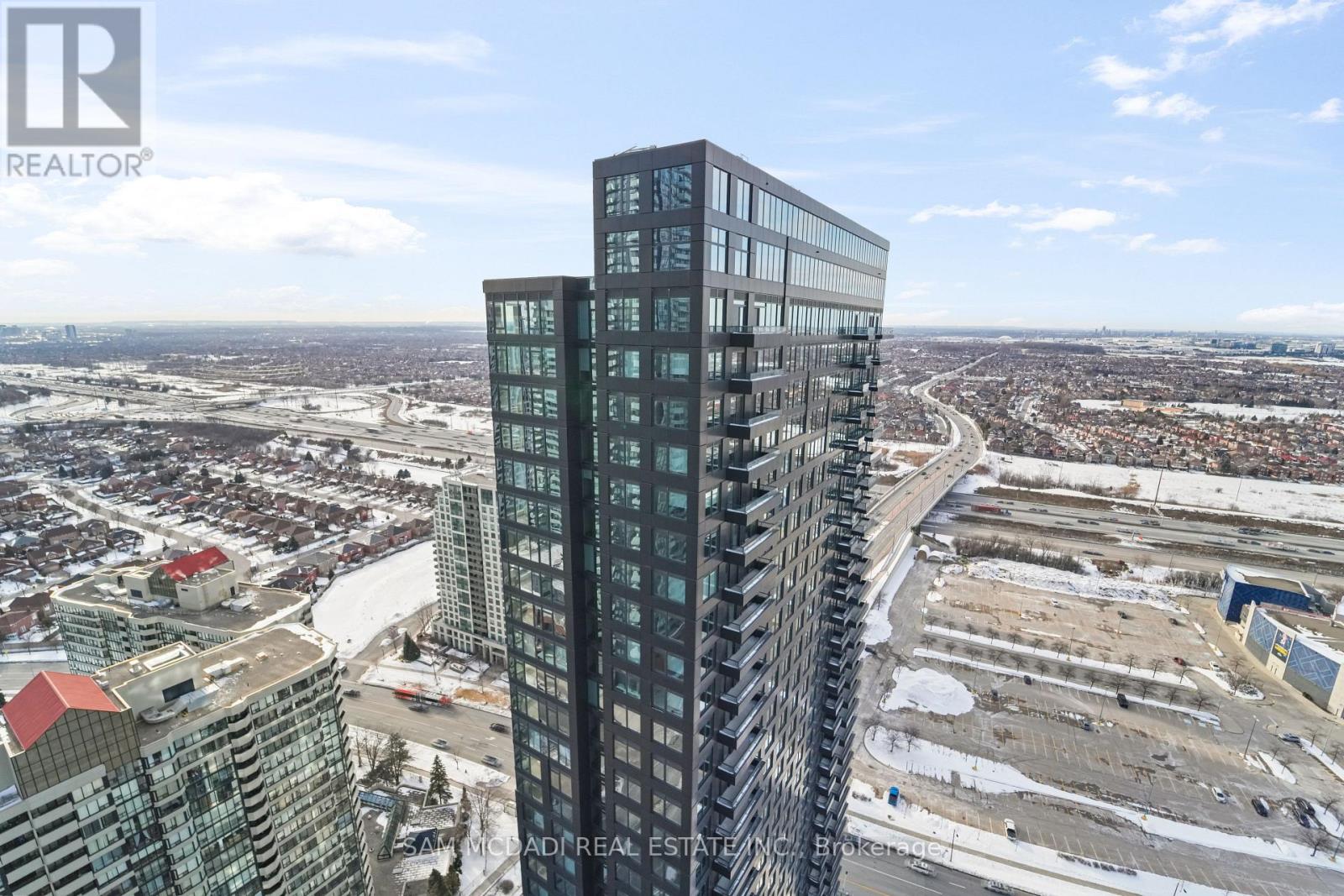 3703 - 395 Square One Drive, Mississauga, Ontario  L5B 0P6 - Photo 28 - W12829102