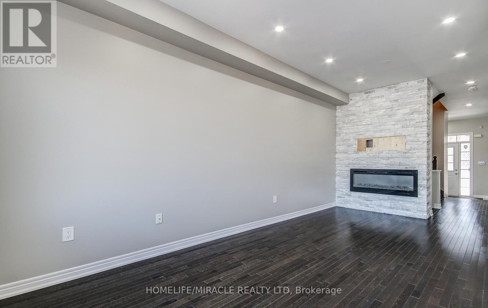 30 Davenfield Circle, Brampton, Ontario  L6P 4M2 - Photo 22 - W12829124