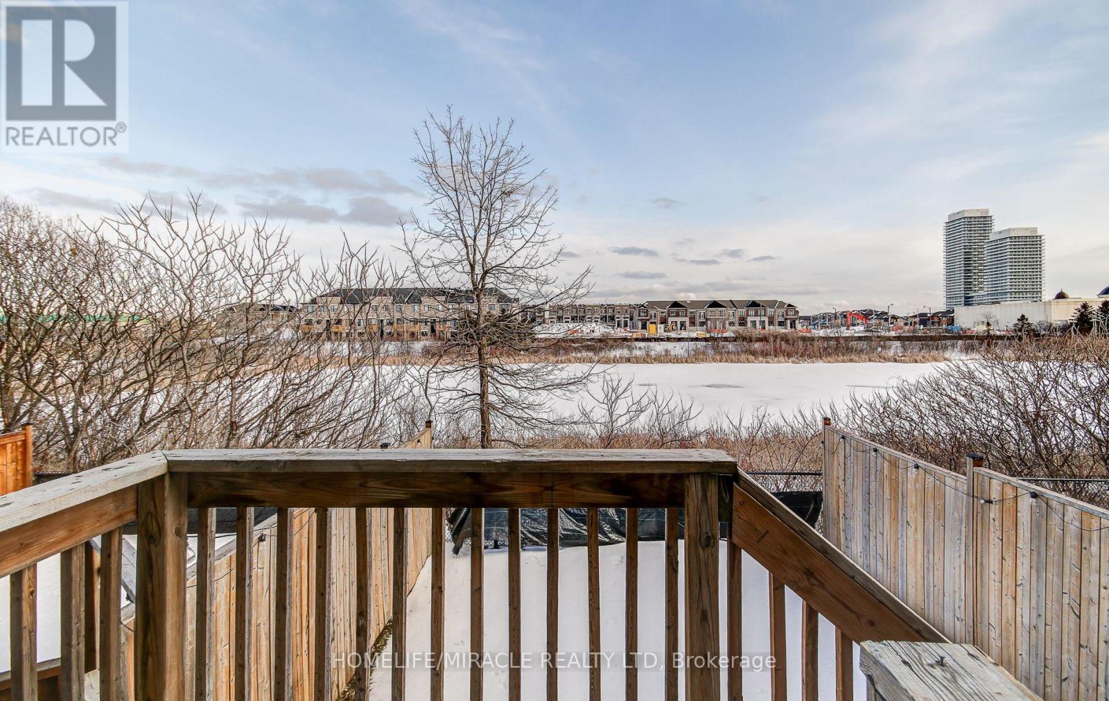 30 Davenfield Circle, Brampton, Ontario  L6P 4M2 - Photo 48 - W12829124