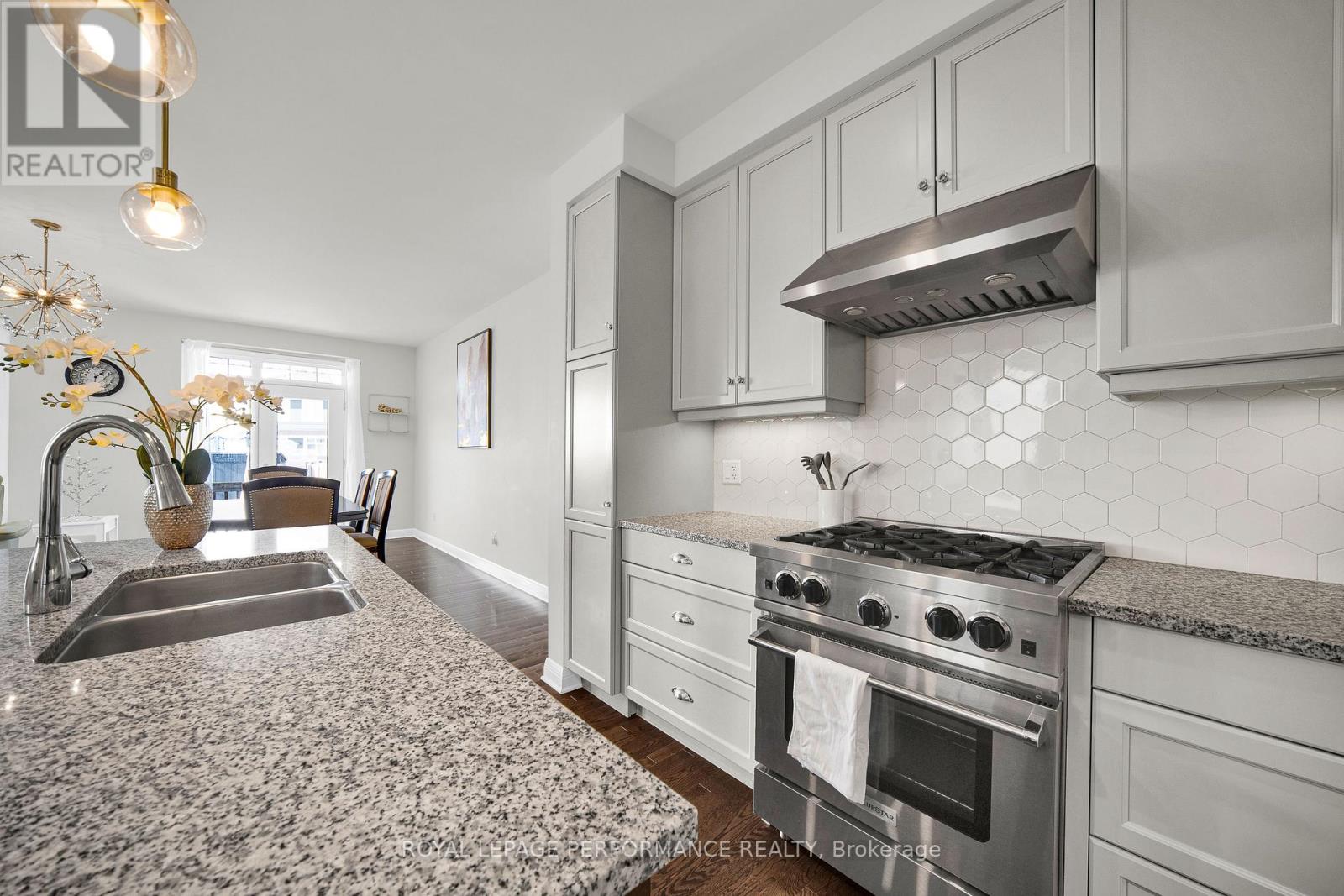 283 Kilspindie Ridge, Ottawa, Ontario  K2J 5M8 - Photo 12 - X12824386