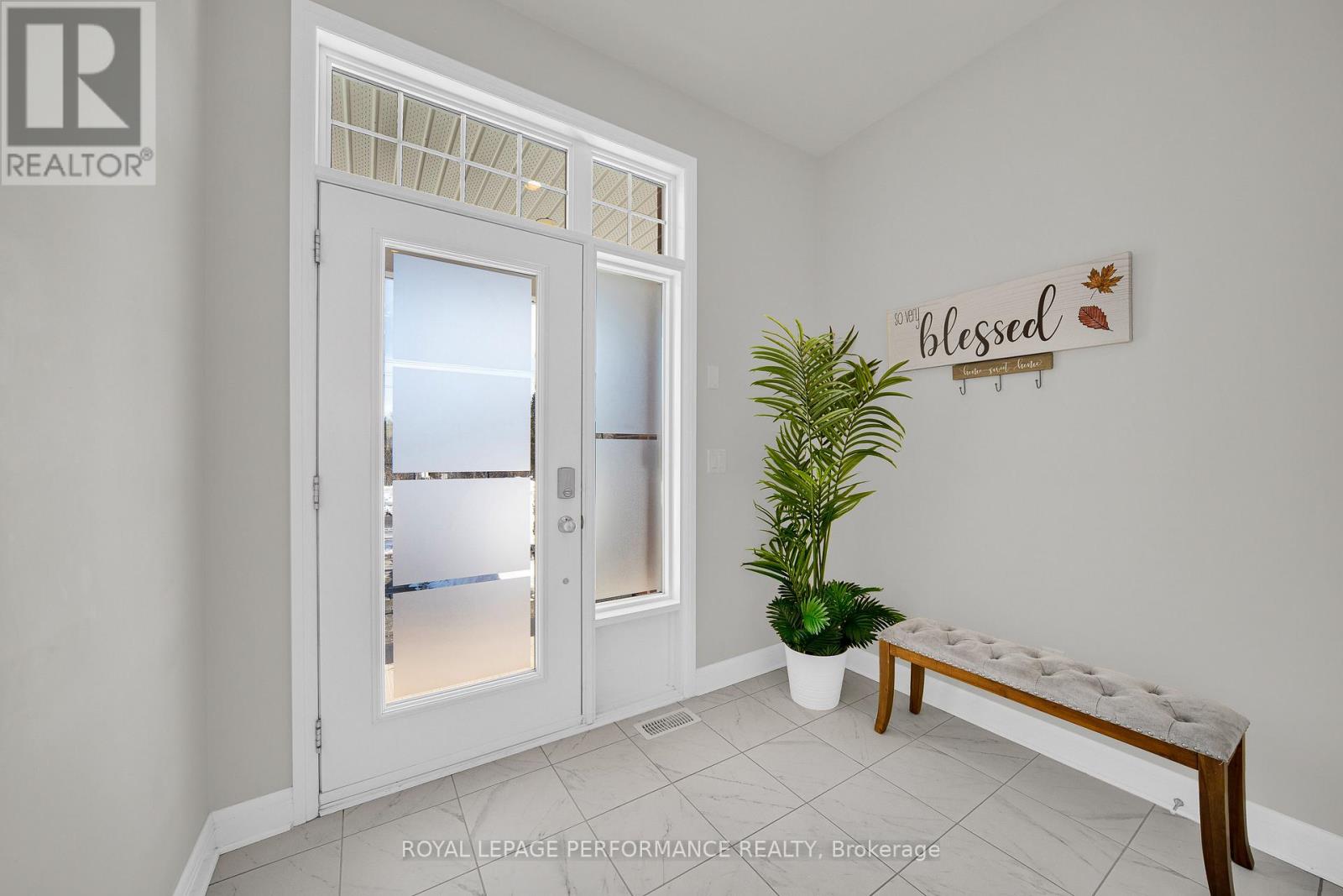 283 Kilspindie Ridge, Ottawa, Ontario  K2J 5M8 - Photo 4 - X12824386