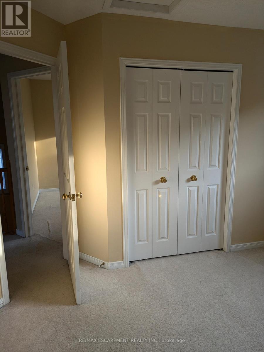 218 Dearborn Boulevard, Waterloo, Ontario  N2J 4Y3 - Photo 16 - X12829082