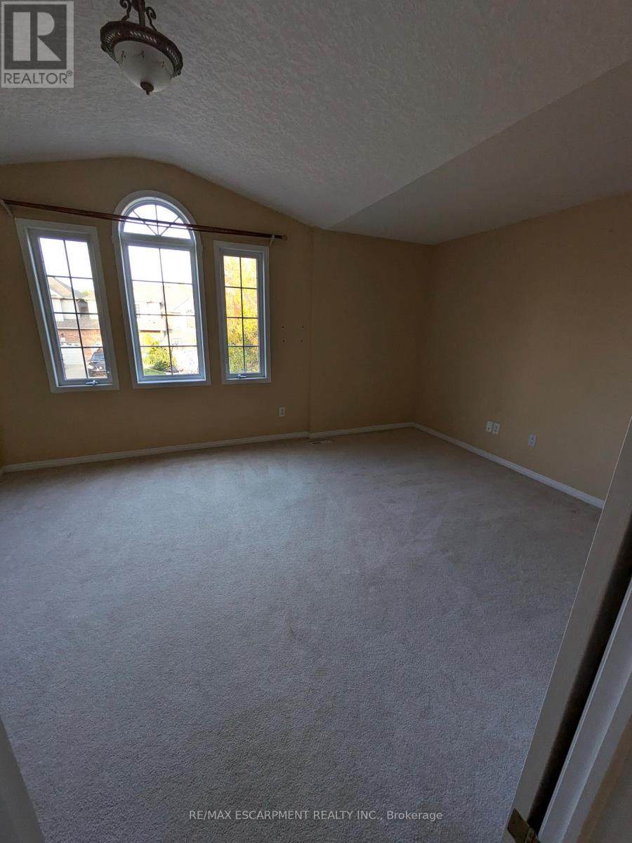 218 Dearborn Boulevard, Waterloo, Ontario  N2J 4Y3 - Photo 18 - X12829082