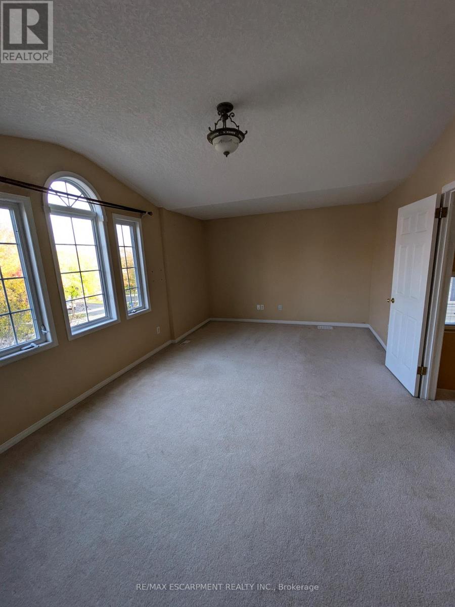 218 Dearborn Boulevard, Waterloo, Ontario  N2J 4Y3 - Photo 19 - X12829082