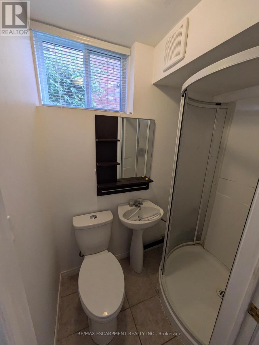 218 Dearborn Boulevard, Waterloo, Ontario  N2J 4Y3 - Photo 34 - X12829082