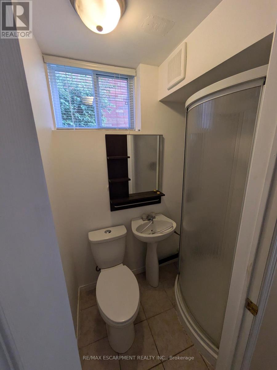 218 Dearborn Boulevard, Waterloo, Ontario  N2J 4Y3 - Photo 35 - X12829082