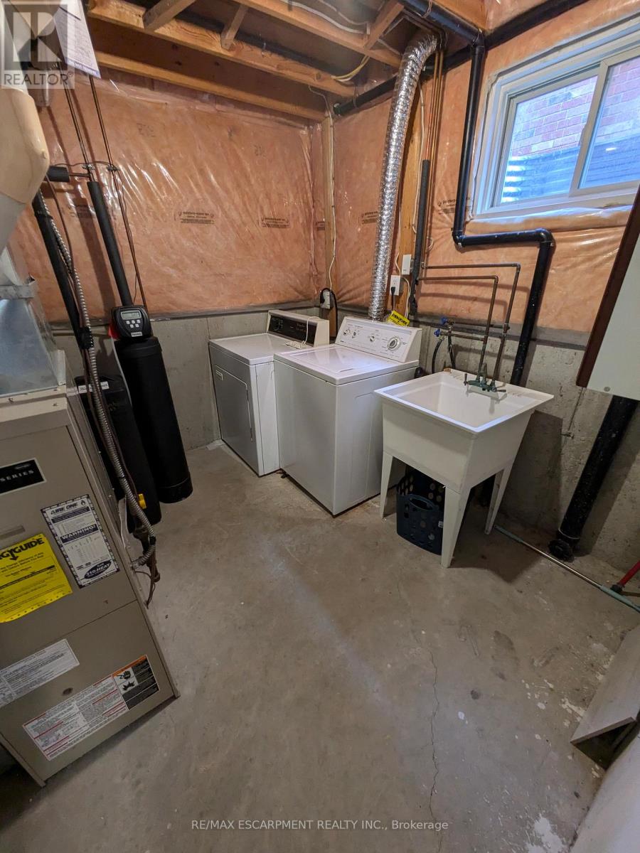 218 Dearborn Boulevard, Waterloo, Ontario  N2J 4Y3 - Photo 40 - X12829082