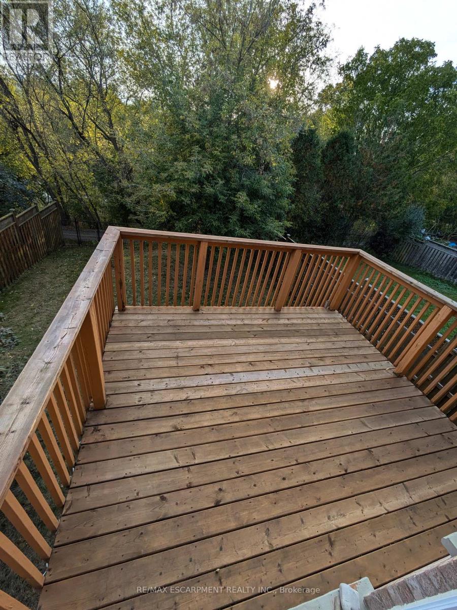 218 Dearborn Boulevard, Waterloo, Ontario  N2J 4Y3 - Photo 41 - X12829082