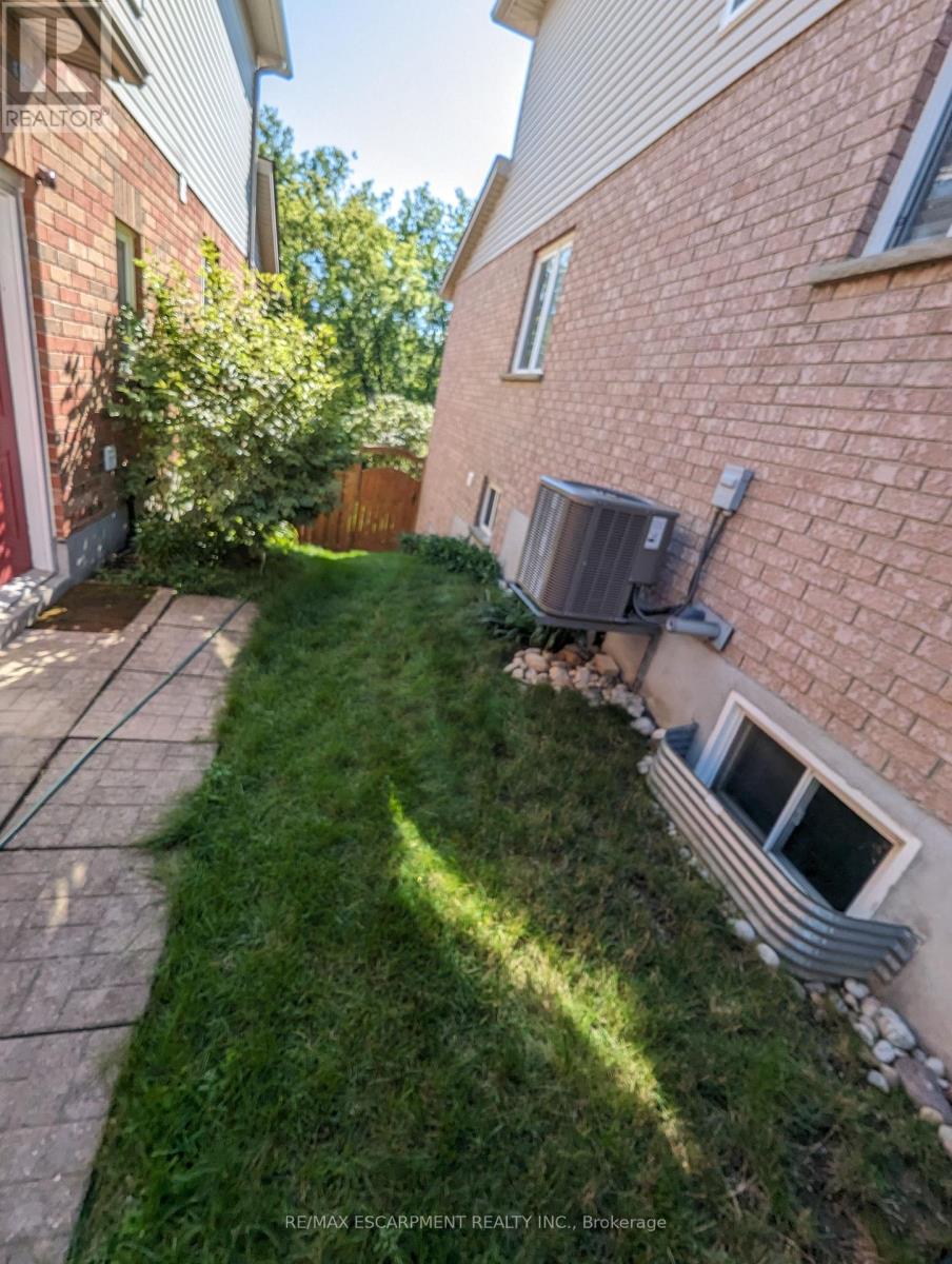 218 Dearborn Boulevard, Waterloo, Ontario  N2J 4Y3 - Photo 46 - X12829082
