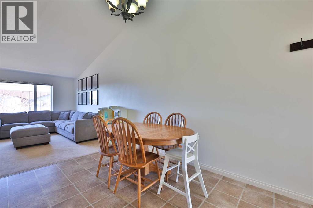 202 Blackfoot Boulevard W, Lethbridge, Alberta  T1K 7Z2 - Photo 12 - A2288824