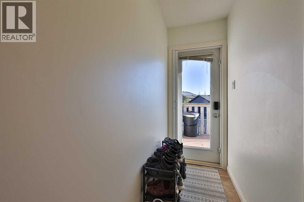 202 Blackfoot Boulevard W, Lethbridge, Alberta  T1K 7Z2 - Photo 27 - A2288824