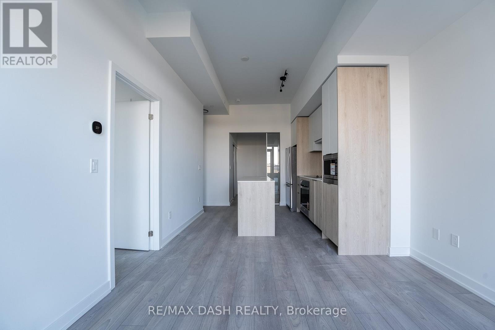 609 - 1007 The Queensway Avenue, Toronto, Ontario  M8Z 6C7 - Photo 8 - W12829114