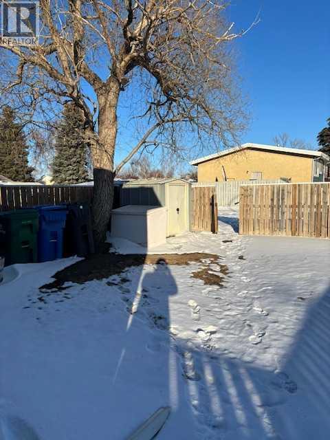 1801 20 Street N, Lethbridge, Alberta  T1H 4B5 - Photo 7 - A2288273