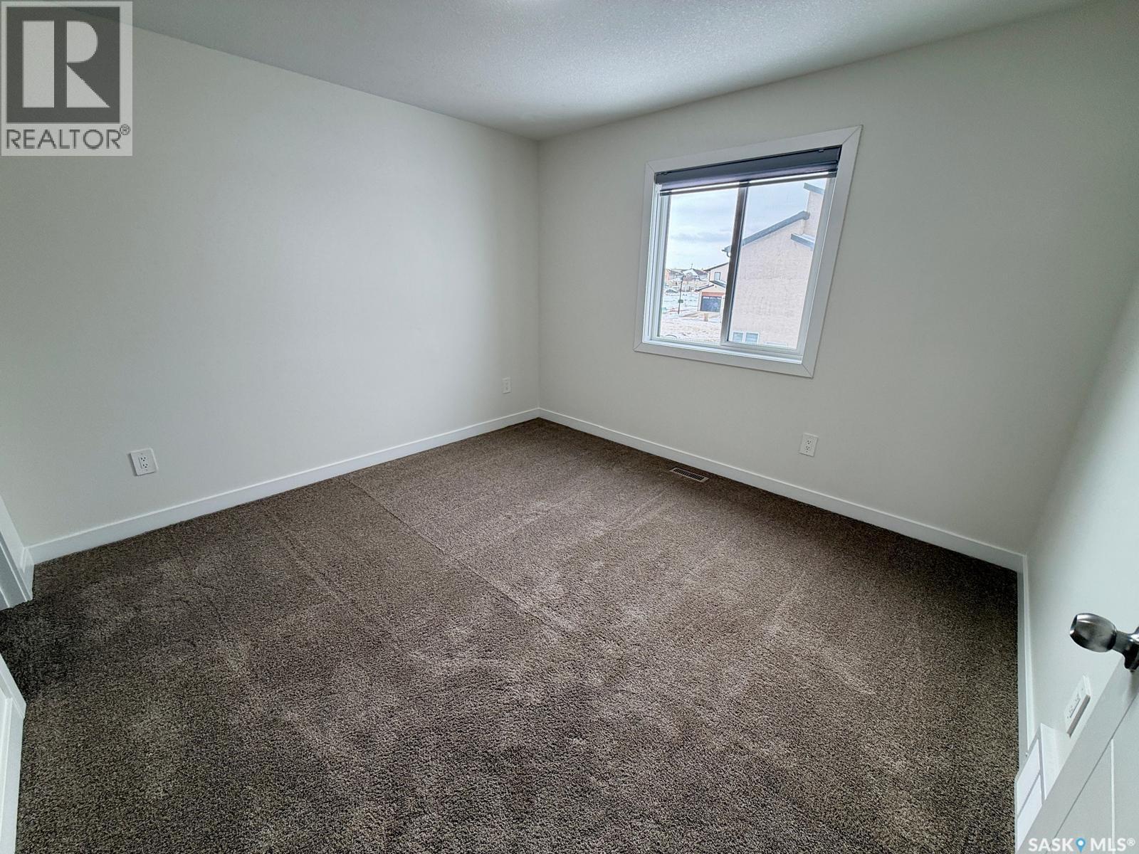 2978 Green Brook Road, Regina, Saskatchewan  S4V 3Z6 - Photo 11 - SK029355