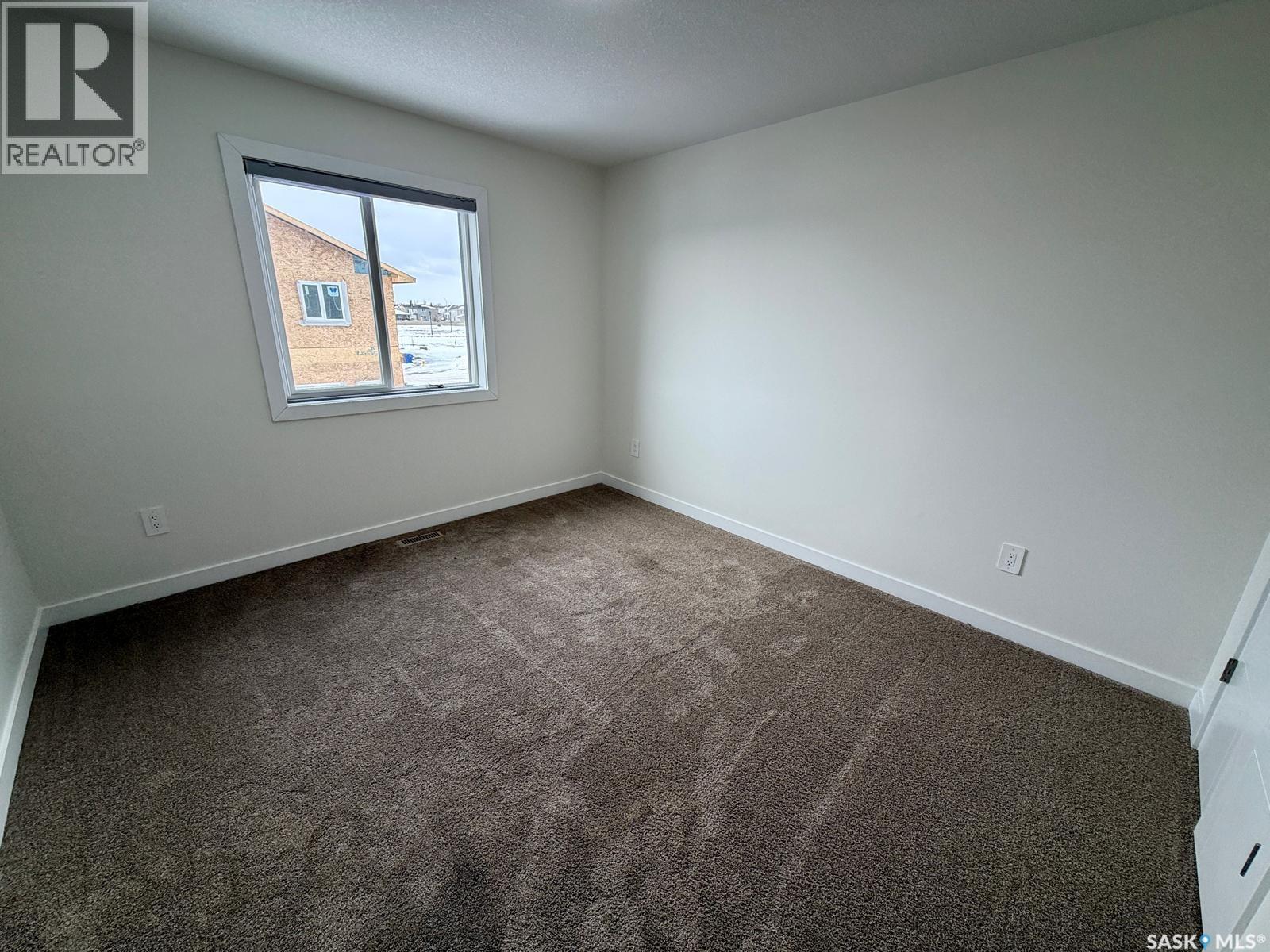 2978 Green Brook Road, Regina, Saskatchewan  S4V 3Z6 - Photo 13 - SK029355