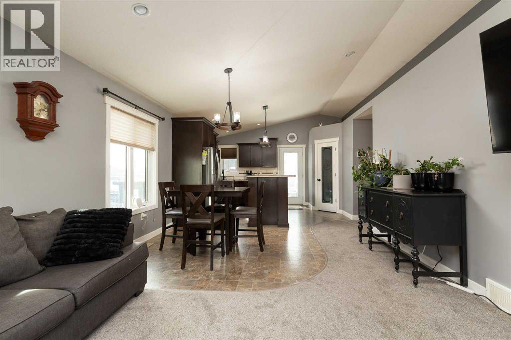 4314 Aspen Road, Coalhurst, Alberta  T0L 0V0 - Photo 4 - A2288910