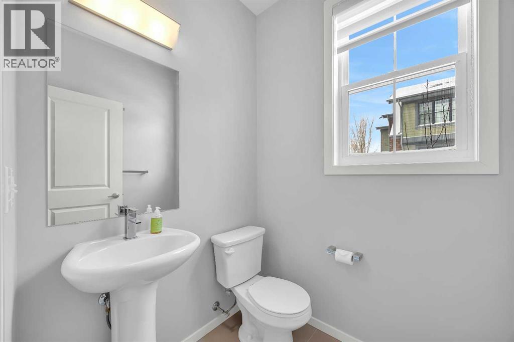 455 Ascot Circle Sw, Calgary, Alberta  T3H 0X3 - Photo 24 - A2287431