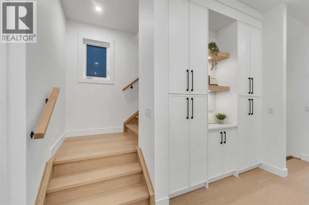 221 29 Avenue Nw, Calgary, Alberta  T2M 2M2 - Photo 19 - A2289166