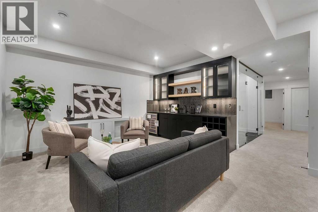 221 29 Avenue Nw, Calgary, Alberta  T2M 2M2 - Photo 38 - A2289166