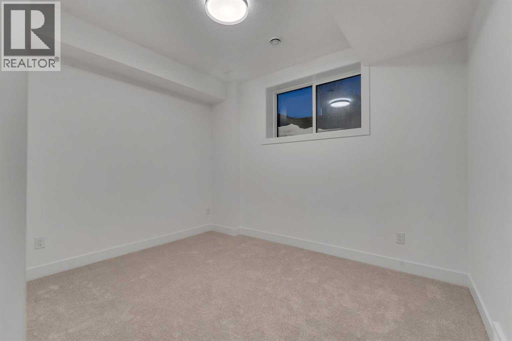 221 29 Avenue Nw, Calgary, Alberta  T2M 2M2 - Photo 42 - A2289166
