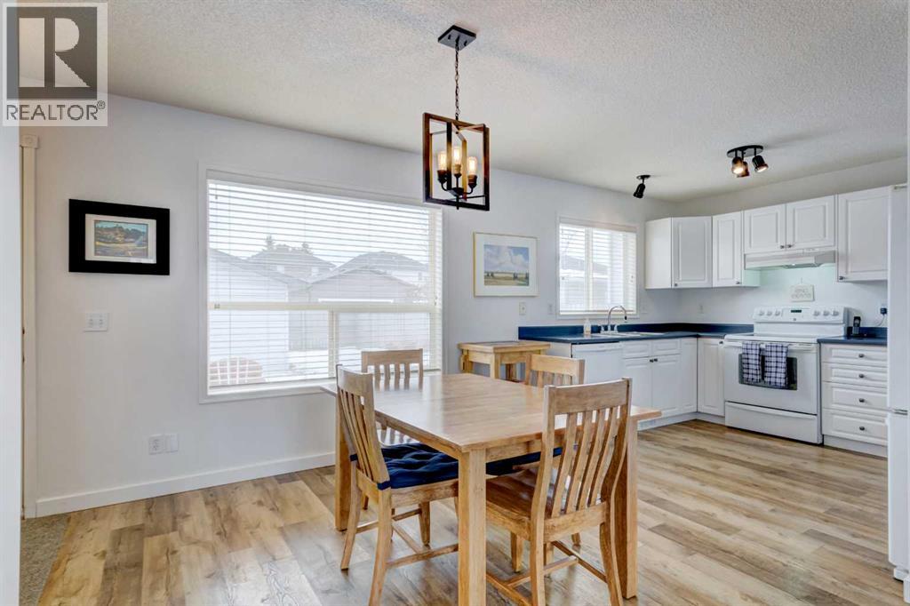 104 Somerside Common Sw, Calgary, Alberta  T2Y 3M8 - Photo 8 - A2289459